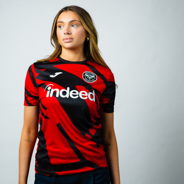 25/26 Brentford Adult Pre Match T-Shirt