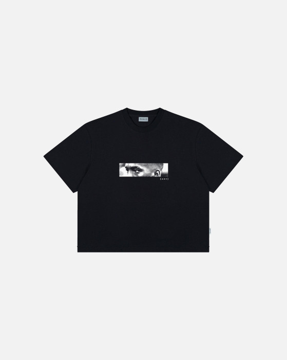 No Look Cropped Tee